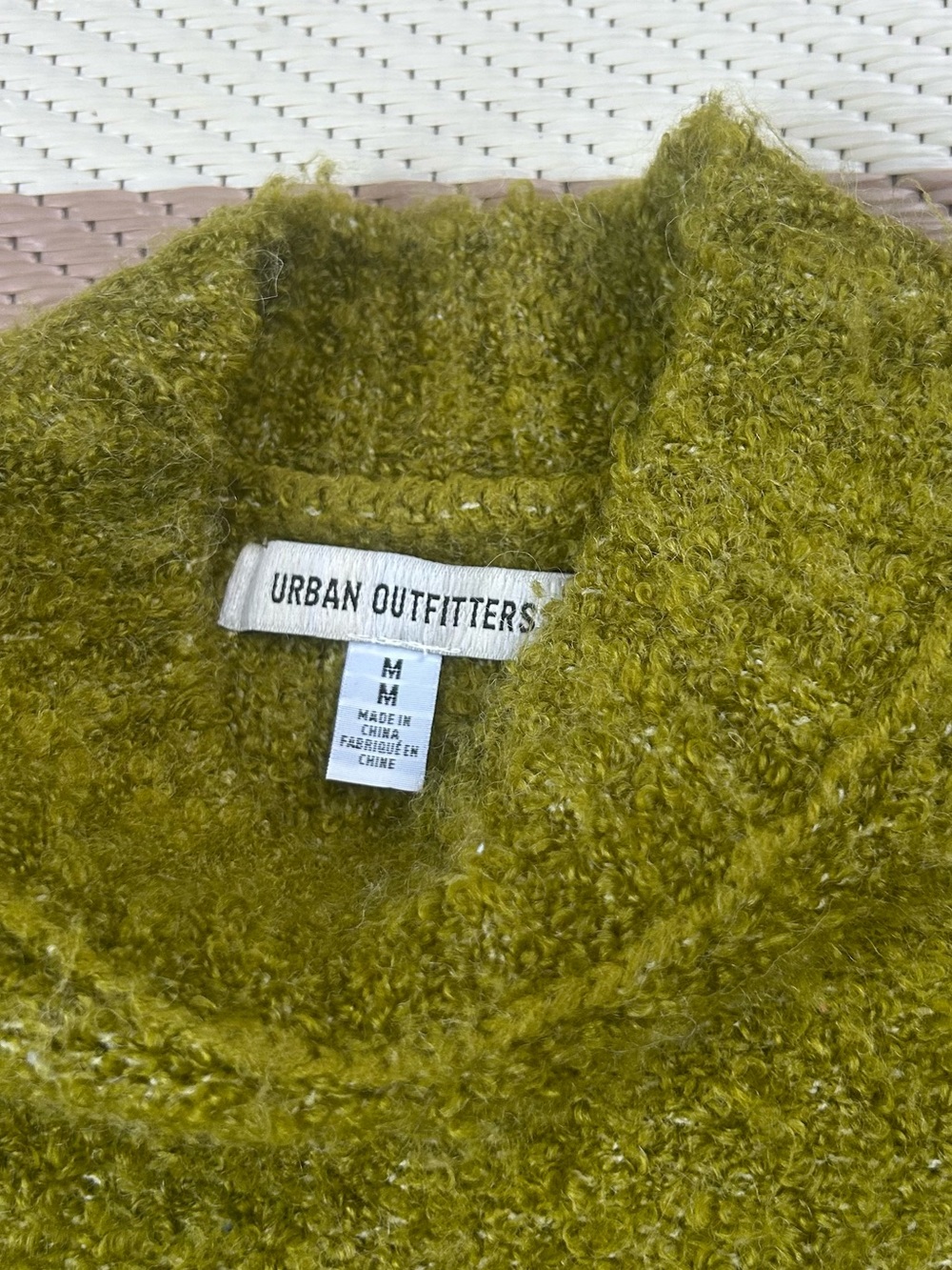 UO Wool Blend Green Mock Neck Cropped Sweater (Super Comfy!!) - Picture 2 of 4
